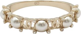 Chanel 2021 CC vergulde armband met hanger en imitatieparel - Goud