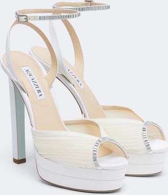 Aquazzura Sandalias de novia con plataforma Be Mine adornadas