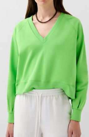 Scalpers Basic V Fade Sweater in Green at Nordstrom, Size X-Large Eu