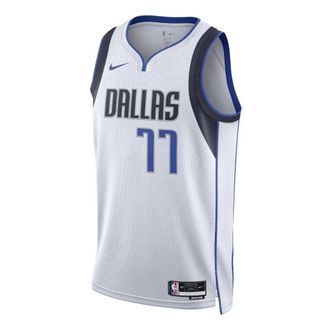 Nike NBA Luka Doncic Dallas Mavericks 2022/23 Association Edition Swingman Jersey 77 DN2074-100