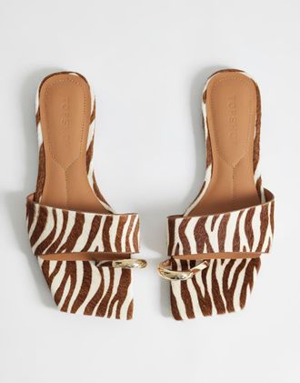 Topshop Mina - Sandali bassi stile sabot in pelle cavallino zebrata con dettagli in metallo-Verde