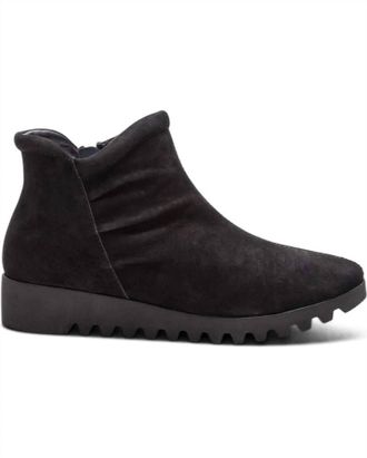Aetrex Womens Zoey 2 Slip-On Boots In Black