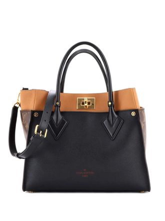 Louis Vuitton On My Side Leather with Monogram Canvas MM tote bag - Zwart