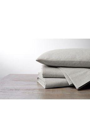 Coyuchi Cloud Set of 2 Brushed Organic Cotton Flannel Pillowcases in Pale Gray Heather at Nordstrom, Size King