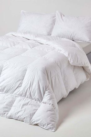 Homescapes Duck Feather & Down All Seasons Duvet in White | Size: Super King