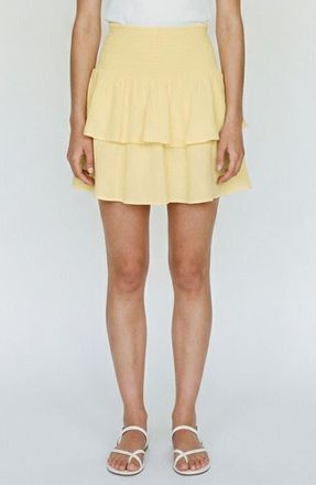 Vero Moda Natali Tiered Smocked Waist Miniskirt in Pale Banana at Nordstrom, Size X-Large