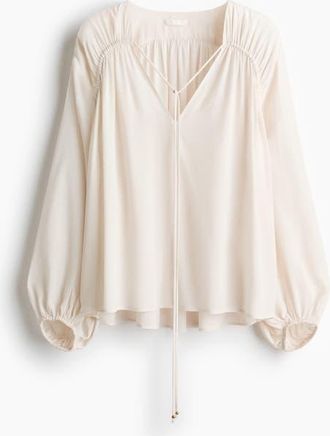 H&M Oversized Viscose Blouse in Light Beige at Nordstrom, Size X-Small