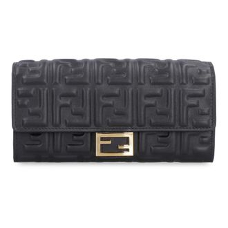 Fendi Clutches, female, Black, Size: ONE SIZE Logo Leather Chain Wallet with Flap