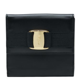 Ferragamo Black Leather Wallet (Bi-Fold) (Pre-Owned)