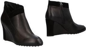 Tod's FOOTWEAR - Ankle boots sur YOOX.COM