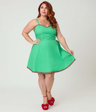 Unique Vintage Plus Size 1950s Sleeveless Cotton Flare Dress in Green W/Red Apple Embroidery at Nordstrom, Size 1 X