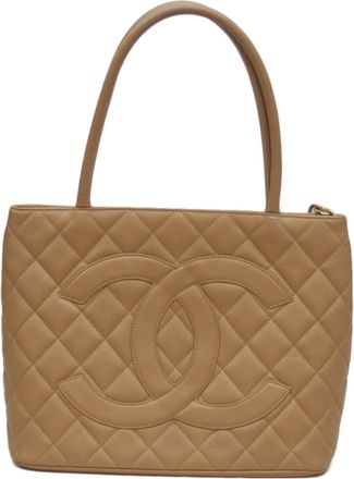 Chanel Beige Grained Calfskin Tote Bag (Pre-Owned)