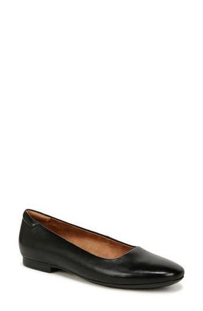 Naturalizer Kelly Ballet Flat in Black Leather at Nordstrom Rack, Size 5.5