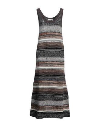 Chlo&eacute; Midi dresses