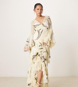 Asos Petite ASOS DESIGN Petite- Vestito lungo color limone a fiori con scollo profondo, volant e inserti in pizzo-Multicolore