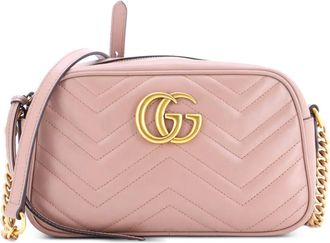Gucci GG Marmont matelass&eacute; kleine leren crossbodytas - Beige
