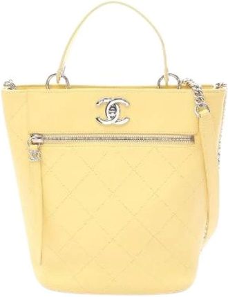 Chanel Bolso bombonera de cuero Matelass&eacute; Pre-owned - Pre-owned - Mujer - Amarillo - ONE SIZE