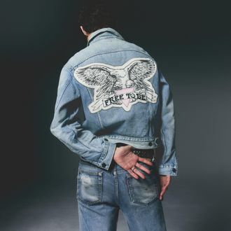 Levi's Pride Road Worn Trucker Jacket - Mens - XL - Blue