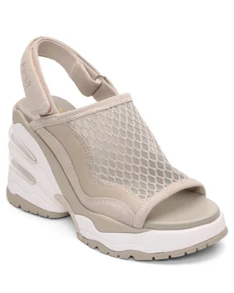 Ash Ceva Wedge