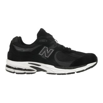 New Balance 2002R Sneakers in Black/Phantom/Gunmetal Men Low-Top