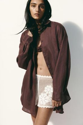 H&M Linen Beach Shirt in Dark Brown at Nordstrom, Size Medium