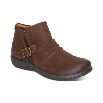 Aetrex Womens Luna Buckle Ankle Boots In Dark Earth