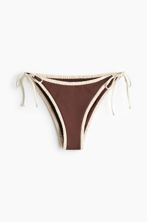 H&M Cheeky Tie-Tanga-Bikinihose - Dunkelbraun/Cremefarben