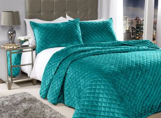 TJ Hughes Regent Quilted Soft Touch Velvet Bedspread Set in Emerald Green - TJ Hughes