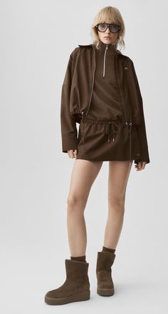 Alo | Low-Rise Best Bet Skirt in Espresso, Size: Medium