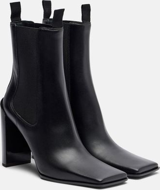 Alaia 90 leather Chelsea boots