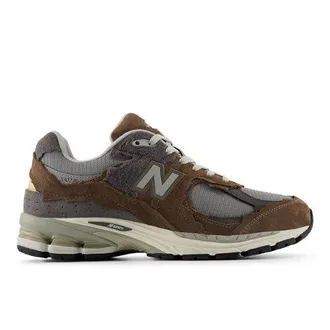 New Balance Mens M2002D in Brown/Grey Suede/Mesh, size 10.5