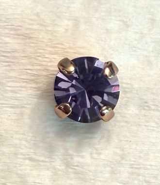 Mariana Womens Studs Earrings In Purple