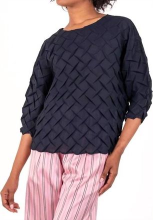 Meimeij Textured Blouse In Navy