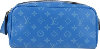 Louis Vuitton Dopp Kit Blue Leather Clutch Bag (Pre-Owned)