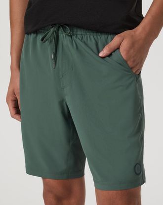 Vuori Clothing Kore Short Unlined 9 | Agate Green Tonal | XS, Size Extra Small