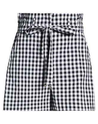 Patrizia Pepe BOTTOMWEAR - Shorts & Bermuda Shorts sur YOOX.COM