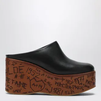 Chlo&eacute; Maxime wedge sabot in calfskin leather black