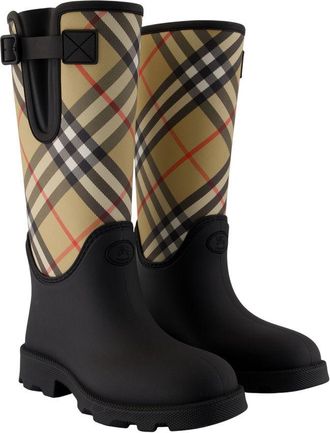 Burberry Womens Marsh Stamp Boot Black Synthetic