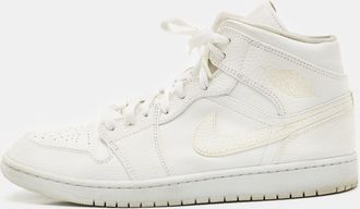 Air Jordan s White Leather Jordan 1 Retro High Og Sneakers