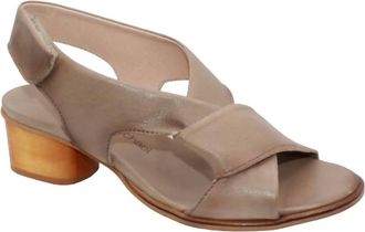 Eric Michael Womens Isla Sandal In Camel