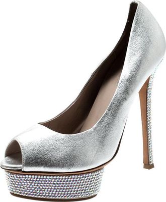 Le Silla Metallic Silver Leather Crystal Embellished Platform Peep Toe Pumps