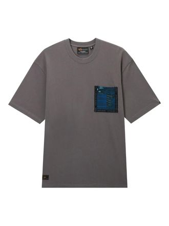 Alpha Industries T-shirt met zakdetail - Grijs