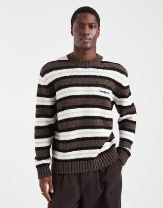 Tommy Jeans Maglione soffice bianco, marrone e nero a righe con logo sul petto