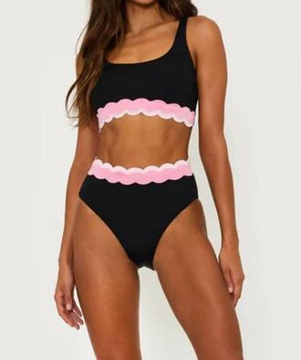 Beach Riot Harriet Bottom In Sweet Berry Wave