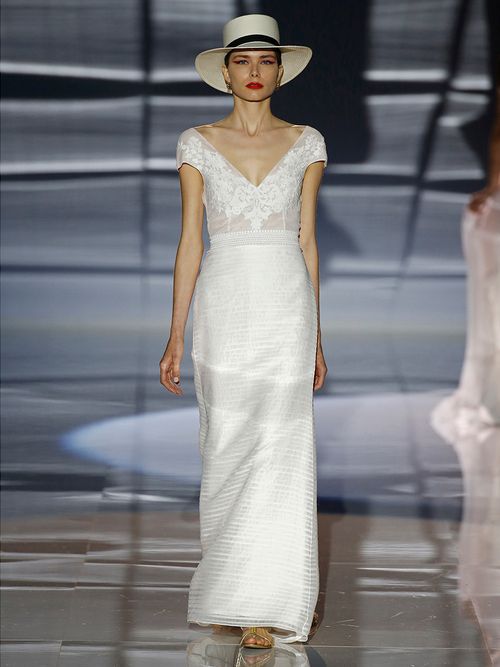 vestiti da sposa con cappello