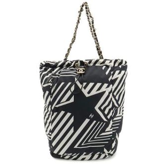 Chanel Pre-owned Coco Beach Nylon Leather Backpack - Dames - Pre-owned - Zwart - Maat: ONE Size Nylon
