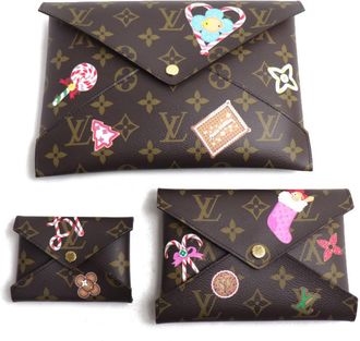 Louis Vuitton Brown Monogram Clutch Bag (Pre-Owned)