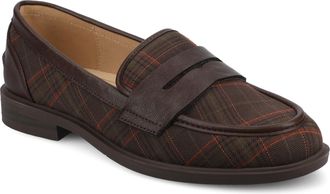 Journee Collection Womens Brooks Wide-Width Penny Loafer