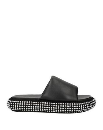 サンダル・ミュール JW ANDERSON Women Sandals LF0055LA0240 888 NAVY JW ANDERSON Fisherman embossed leather sandals | NET-A-PORTER