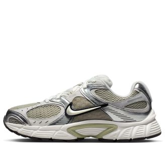 Nike (WMNS) Nike V5 RNR Spruce Fog Metallic Silver HQ7901-301